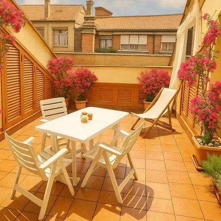 Appartamento Air Conditioned Little Penthouse With Terrace In Roma